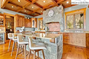 109 W Shamrock Ln, Beech Mountain, NC 28604 - Photo 19