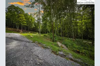 Wr-9 Sierra, Elk Park, NC 28622 - Photo 13