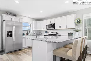 513 Townhomes Pl, Boone, NC 28607 - Photo 11