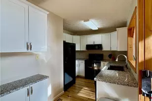 206 Mountain Club Dr, Vilas, NC 28692 - Photo 9