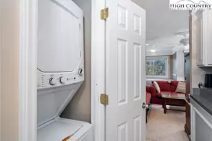 301 Pinnacle Inn Rd, Beech Mountain, NC 28604 - Photo 11