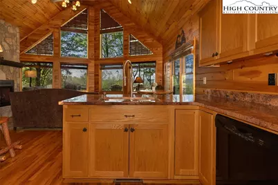 142 Fawn Lane, Purlear, NC 28665 - Photo 17