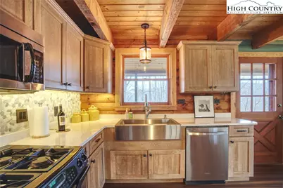 820 Willow Mountain Drive, Vilas, NC 28692 - Photo 7