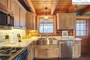 820 Willow Mountain Dr, Vilas, NC 28692 - Photo 7