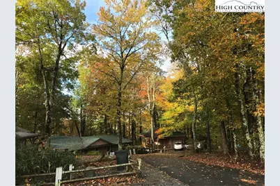 72 Robin Circle, Newland, NC 28657 - Photo 3