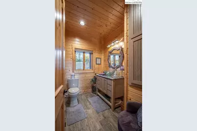 1989 Johns Ridge Parkway, Lenoir, NC 28645 - Photo 17