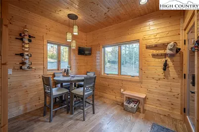 1989 Johns Ridge Parkway, Lenoir, NC 28645 - Photo 15