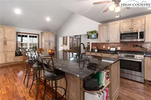 1543 Grouse Moor Dr, Sugar Mountain, NC 28604 - Photo 19