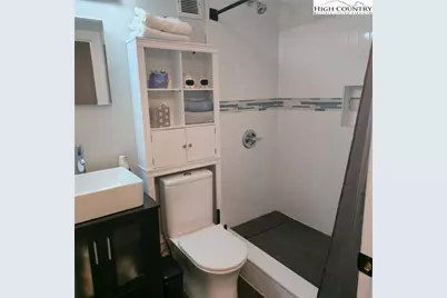 303 Sugar Top Drive #2011, Sugar Mountain, NC 28604 - Photo 21