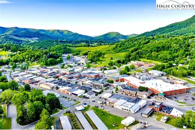 215 S Jefferson Station Place #203, West Jefferson, NC 28694 - Photo 3