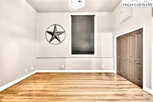 215 S Jefferson Station Pl, West Jefferson, NC 28694 - Photo 17