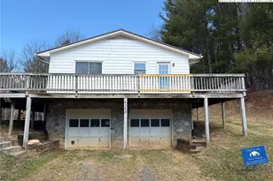 6383 Nc 88 W Hwy, Warrensville, NC 28693 - Photo 5