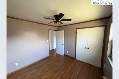 6383 Nc 88 W Highway, Warrensville, NC 28693 - Photo 15