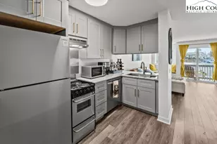 301 Pinnacle Inn Rd, Beech Mountain, NC 28604 - Photo 9