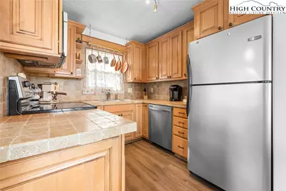 313 Mariah Circle #G27, Beech Mountain, NC 28604 - Photo 15