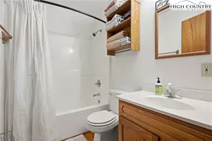 476 Moon Ridge Rd, Crumpler, NC 28684 - Photo 17