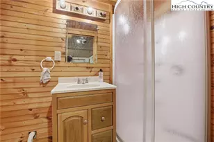 476 Moon Ridge Rd, Crumpler, NC 28684 - Photo 25