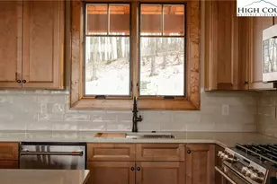 761 Foxfire Dr, Banner Elk, NC 28604 - Photo 23