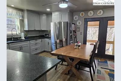 325 Sawyers Road, Warrensville, NC 28693 - Photo 23