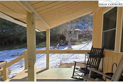 325 Sawyers Road, Warrensville, NC 28693 - Photo 5