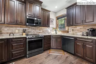 446 Green Meadows Dr, Todd, NC 28684 - Photo 11