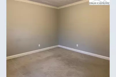 403 Ridgecrest Avenue #2A, West Jefferson, NC 28694 - Photo 3