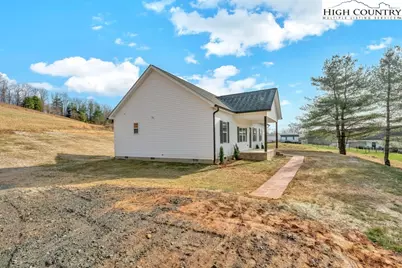 308 Fieldstone Way, Fleetwood, NC 28626 - Photo 5