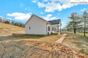 308 Fieldstone Wy, Fleetwood, NC 28626 - Photo 5