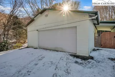 6670 Hickory Nut Gap Road, Banner Elk, NC 28604 - Photo 37
