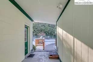 6670 Hickory Nut Gap Rd, Banner Elk, NC 28604 - Photo 33