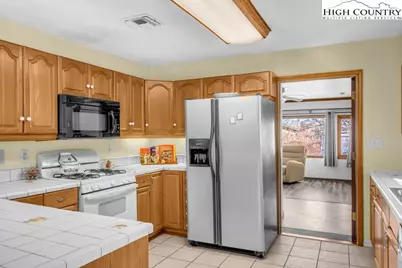 6670 Hickory Nut Gap Road, Banner Elk, NC 28604 - Photo 13