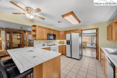 6670 Hickory Nut Gap Road, Banner Elk, NC 28604 - Photo 17