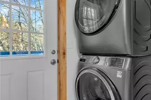 208 Meadow Loop, Newland, NC 28657 - Photo 21