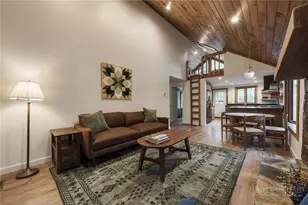 208 Meadow Loop, Newland, NC 28657 - Photo 7