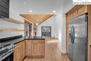 208 Meadow Loop, Newland, NC 28657 - Photo 5
