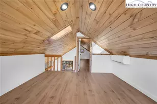 208 Meadow Loop, Newland, NC 28657 - Photo 23