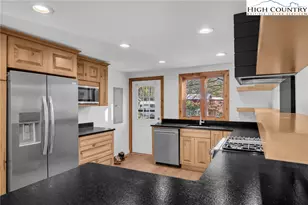 208 Meadow Loop, Newland, NC 28657 - Photo 7