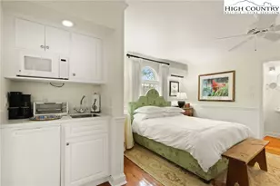 109 Rockbrook Ct, Banner Elk, NC 28604 - Photo 43