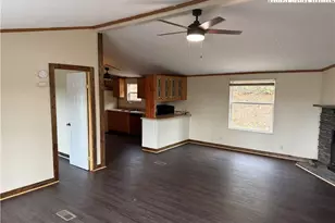 55 Twin Oaks Ln, Spruce Pine, NC 28777 - Photo 3