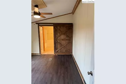 55 Twin Oaks Lane, Spruce Pine, NC 28777 - Photo 11