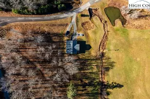 399 Crestview Mountain Dr, Ennice, NC 28623 - Photo 47