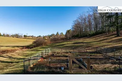 399 Crestview Mountain Drive, Ennice, NC 28623 - Photo 45