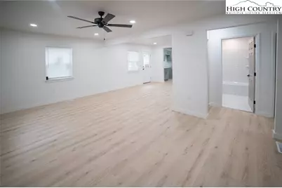 605 Vance Street, Lenoir, NC 28645 - Photo 3