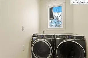 110 Pinnacle Ridge Rd, Beech Mountain, NC 28604 - Photo 23