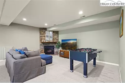 114 W Blueberry Lane, Beech Mountain, NC 28604 - Photo 29