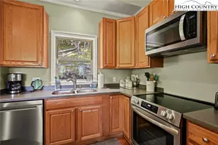 114 W Blueberry Ln, Beech Mountain, NC 28604 - Photo 15