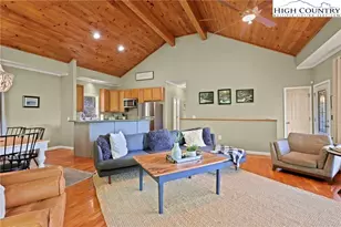 114 W Blueberry Ln, Beech Mountain, NC 28604 - Photo 9