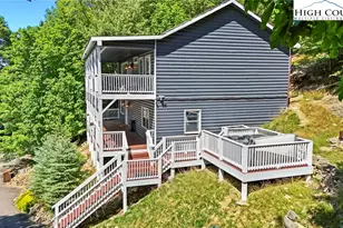 114 W Blueberry Ln, Beech Mountain, NC 28604 - Photo 3