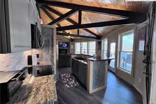 528 Briarcliff Rd, Sugar Mountain, NC 28604 - Photo 9