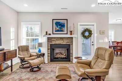 165 W Evergreen Street, West Jefferson, NC 28694 - Photo 5